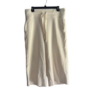 ❌❌SOLD❌❌C&C California cropped cotton flare pants